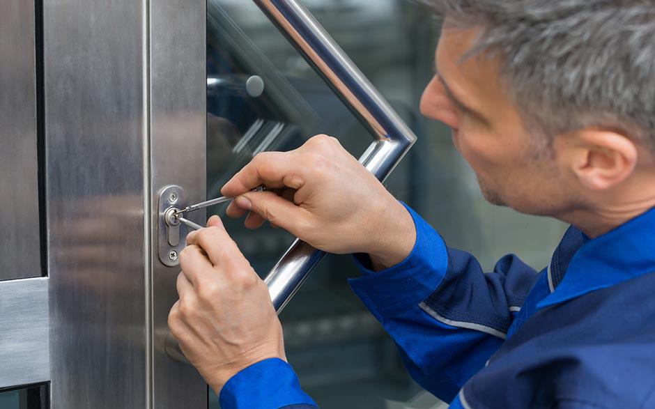 serrurier ouverture de porte service Osny