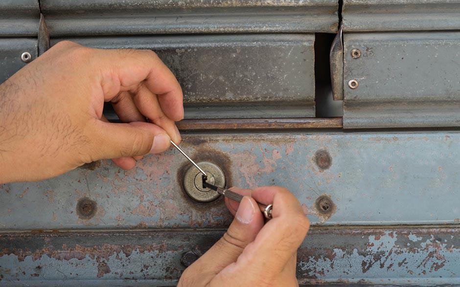 serrurier ouverture de porte service Osny